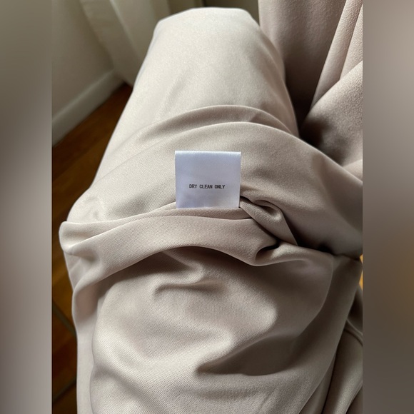 Birdy Grey Shamin Dress Taupe Crepe V Neck Slit Like New! - Picture 8 of 9